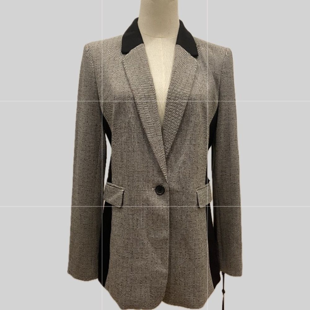 DKNY NWT Gray with Black Accents Blazer 8